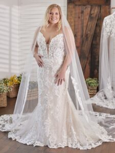 High - Maggie-Sottero-Lace-sheath-Wedding-Dress-Tuscany-Lynette-8MS794MC-Alt4-BLS-Curve