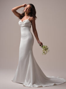 Rebecca-Ingram-Oakley-Sheath-Wedding-Dress-25RZ937A01-Alt52-IV002