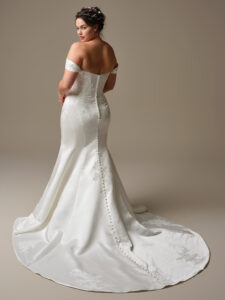 Rebecca-Ingram-Miley-Fit-and-Flare-Wedding-Dress-26RS440A01-Alt72-IV002-Curve