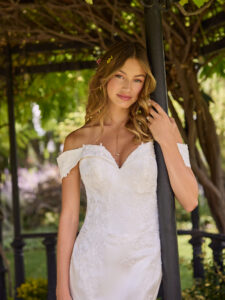 Rebecca-Ingram-Miley-Fit-and-Flare-Wedding-Dress-26RS440A01-PROMO11-IV002