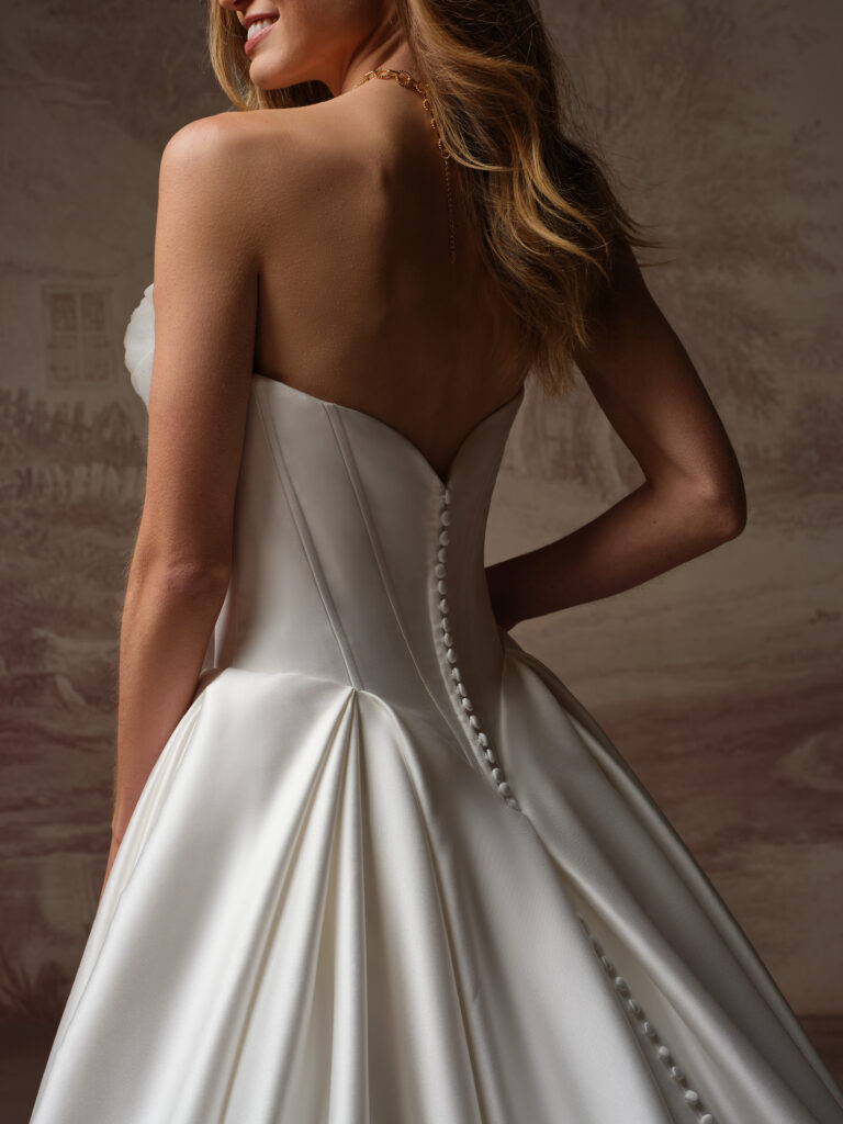 Maggie-Sottero-Fiorita-Ballgown-Wedding-Dress-F6MS207A01-Alt56-IV002