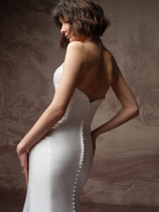 Rebecca-Ingram-Kayla-Fit-and-Flare-Wedding-Dress-F6RS176A01-Alt54-IV002