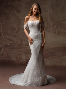 Rebecca-Ingram-Samira-Fit-and-Flare-Wedding-Dress-F6RS203A01-Alt50-IV002
