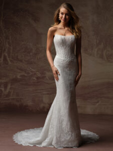 Rebecca-Ingram-Samira-Fit-and-Flare-Wedding-Dress-F6RS203A01-Alt52-IV002