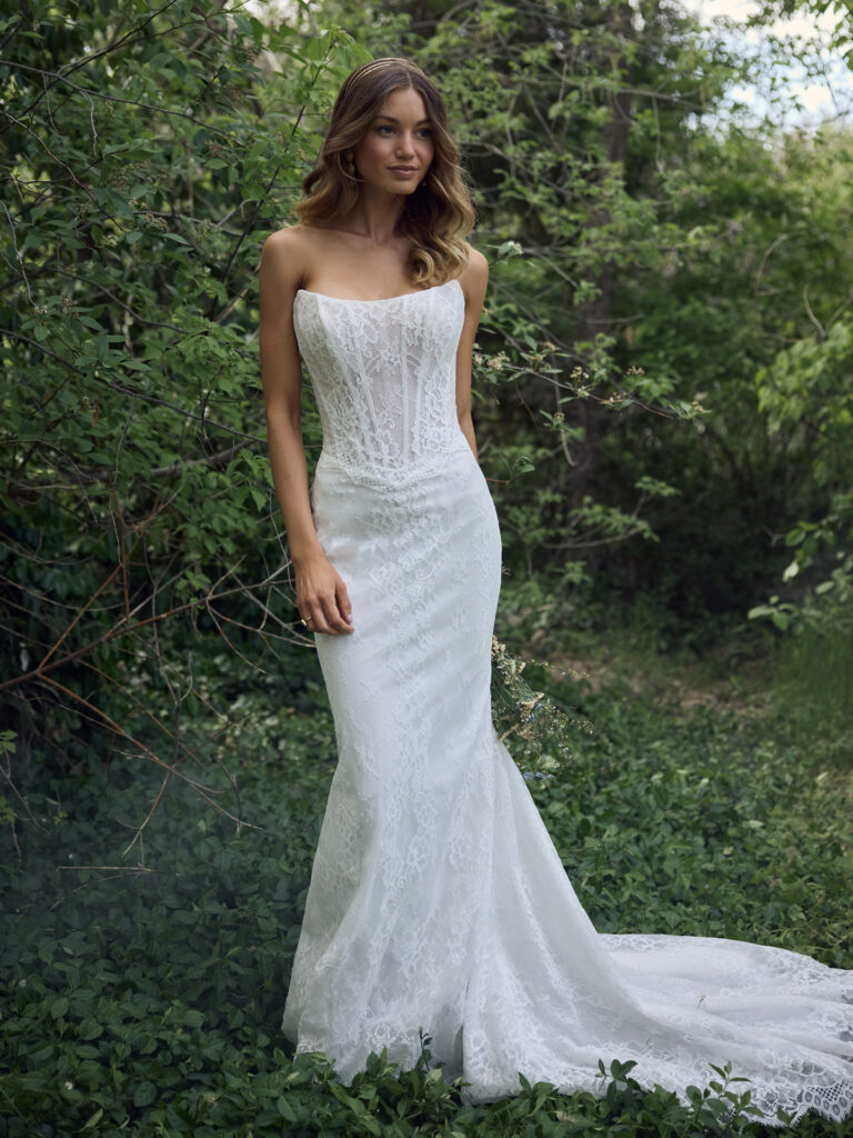 Rebecca-Ingram-Samira-Fit-and-Flare-Wedding-Dress-F6RS203A01-PROMO5-IV002